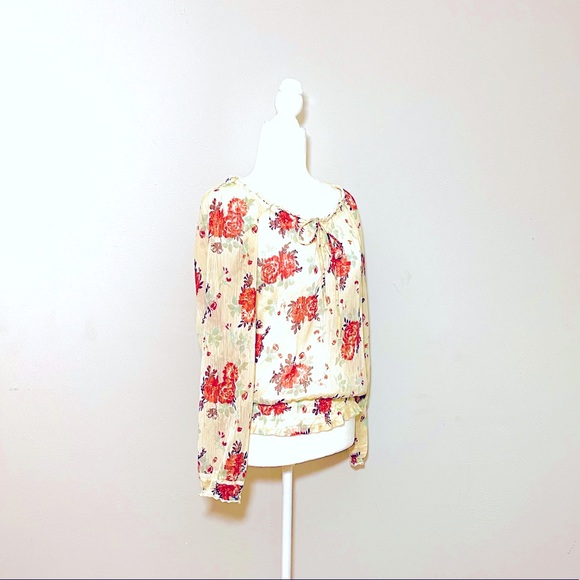 Decree Floral Sheer Blouse - Picture 2 of 4